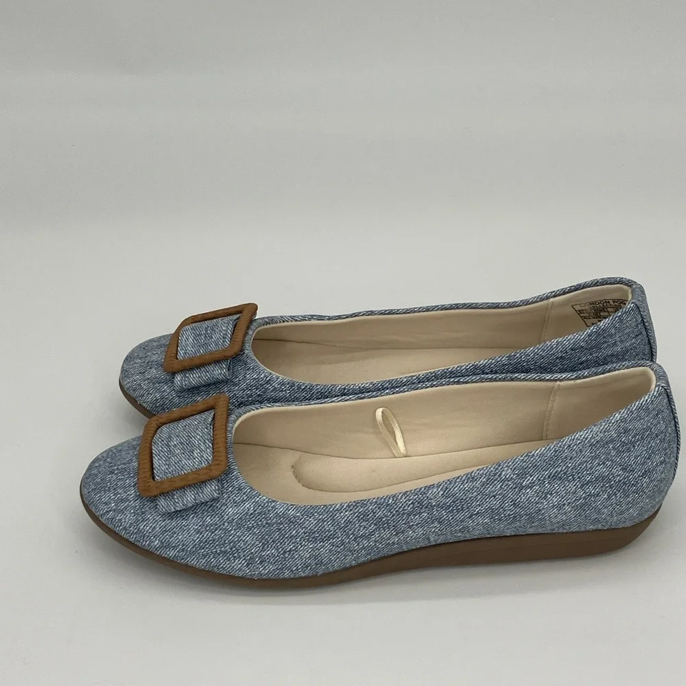 London Fog Bixby Blue Denim Flat Shoes 8W Comfort‎ Slip On Casual Preppy